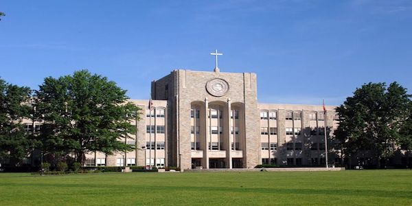 Outdoor view of college campus