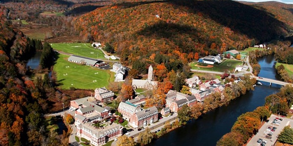 Outdoor view of college campus