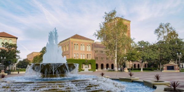University of Southern California online information technology programs