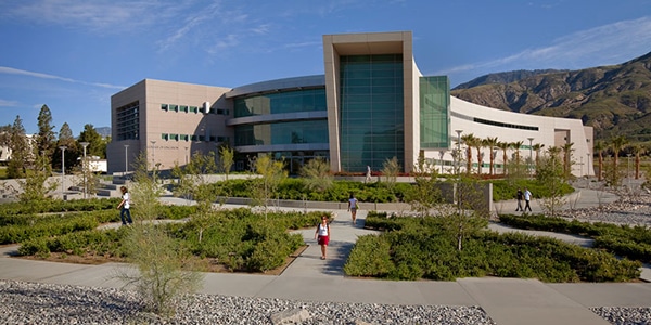 Outdoor view of California State University San Bernardino campus