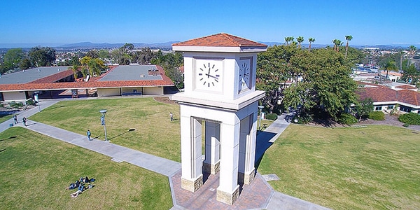 Outdoor view of Mira Costa College campus