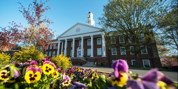 Outdoor view of Tennesse Technological University campus