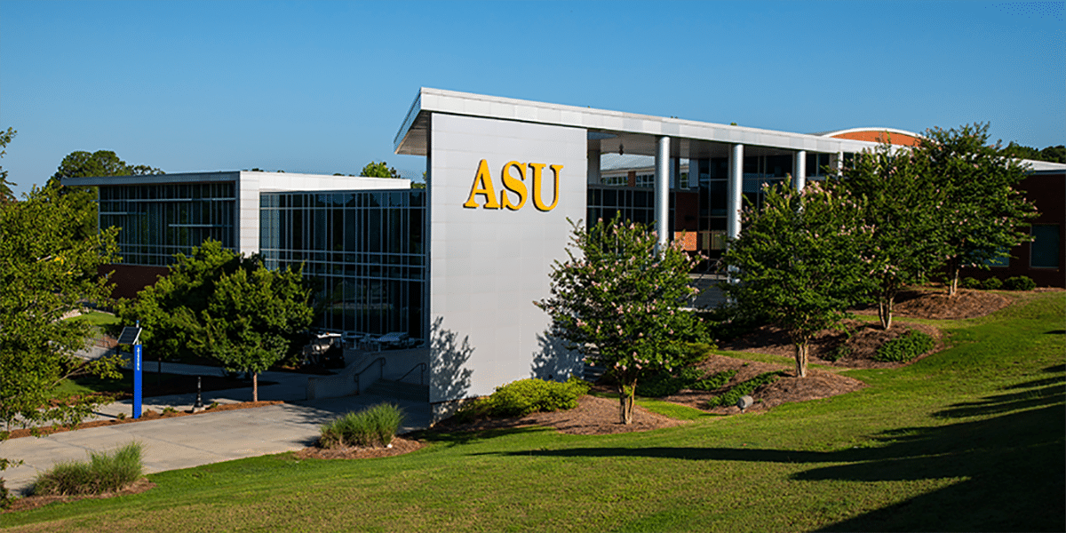 Outdoor view of Albany State University campus