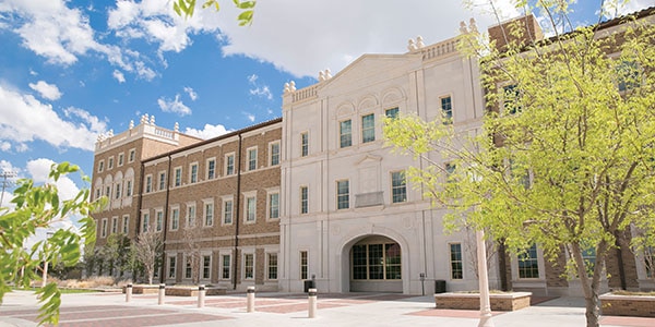 Outdoor view of college campus