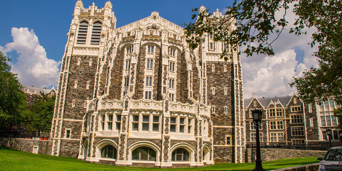 Outdoor view of college building