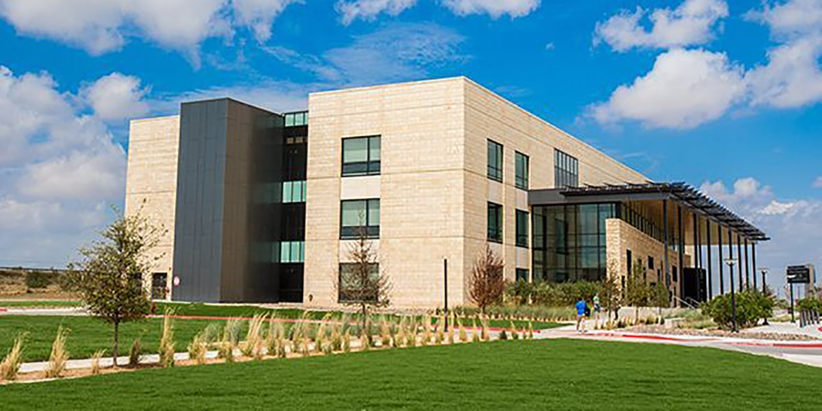 Outdoor view of college campus