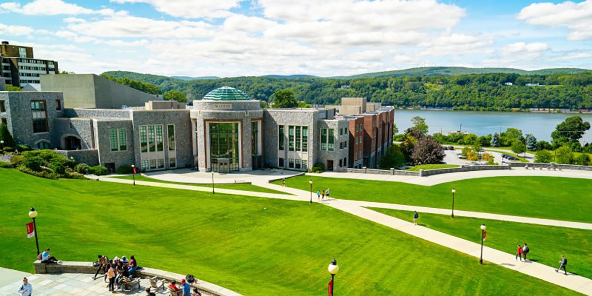 Outdoor view of college campus